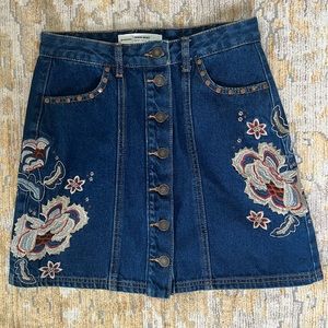 Denim Button-down Mini Skirt With Embroidery